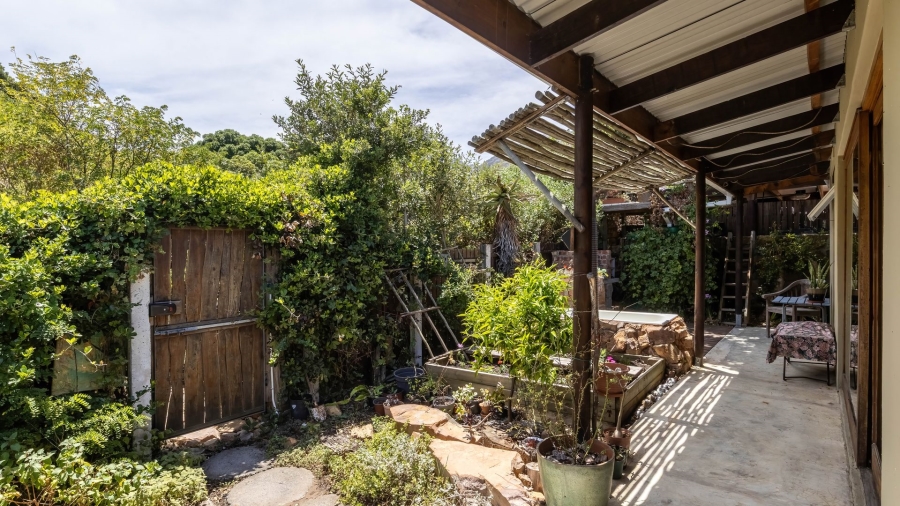 4 Bedroom Property for Sale in San Michel Western Cape